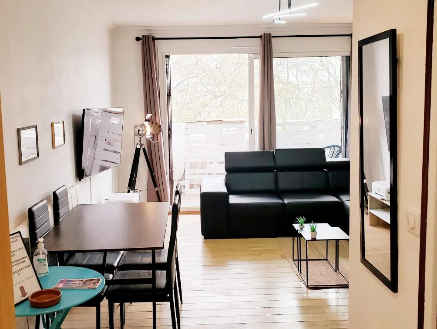 Suite From 1 To 6 - Bathtubs In Rooms - Air Conditioned Residential Appartement - Self-Arrival - Wifi - Netflix Disney - Kitchen - Laundry - Parking Avignon