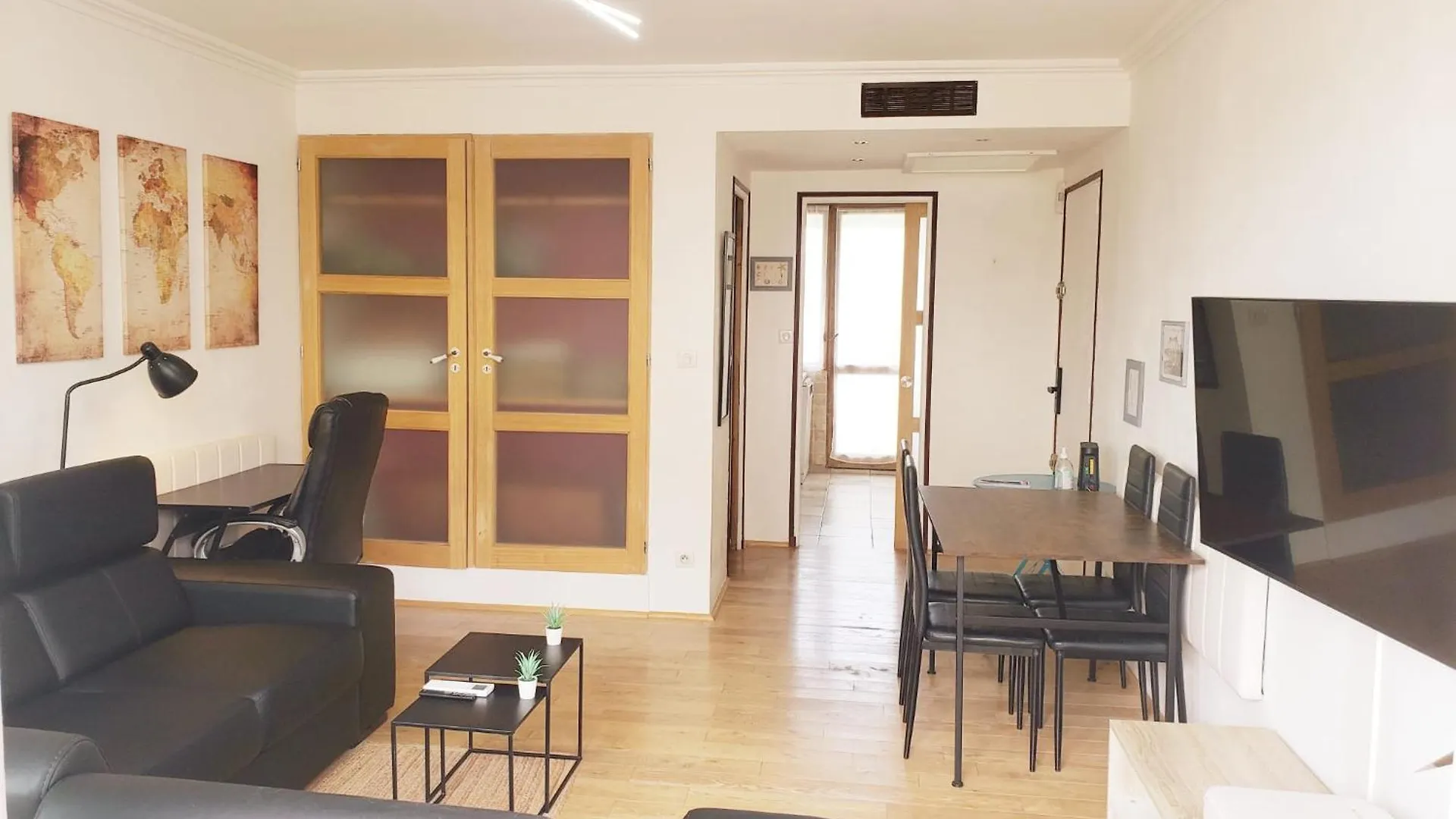 Apartment Suite From 1 To 6 - Bathtubs In Rooms - Air Conditioned Residential Appartement - Wifi - Kitchen - Laundry - Parking France